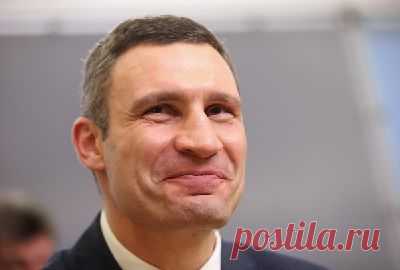 Кличко презентовал селфи вместо квартиры | Внешнеэкономические связи
Не, ну прикольной же мужик этот #Кличко! Начинаю думать, что это у него амплуа такое – спецом хохмить.