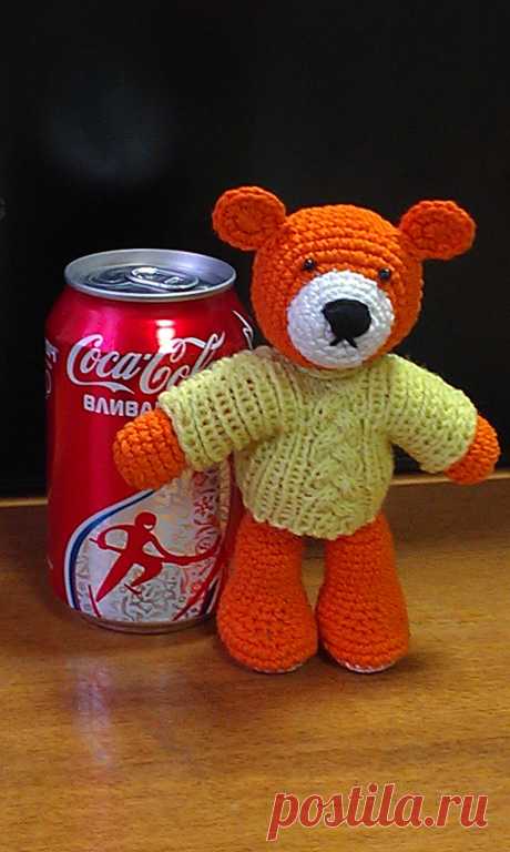 Медведь - он всегда медведь, даже вязаный!