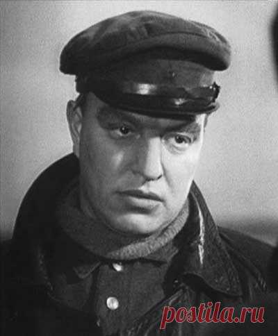 Владимир Белокуров
- 8 июля, 1904
 • 28 января 1973