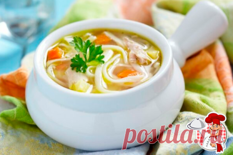 Куриный суп с лапшой и картофелем в мультиварке

куриная грудка — 500 г
лапша — 150 г
картофель — 4 шт.
морковь — 1 шт.
лук репчатый — 1 шт.
масло растительное — 2 ст.л.
лавровый лист	
зелень	
специи	
соль	

Приготовление:

1. Куриную грудку промыть, обсушить бумажным полотенцем.
2. Репчатый лук и морковь нашинковать, картофель нарезать брусочками.
3. Лук и морковь переложить на сковороду и приготовить обжарку на растительном масле.
4. Время приготовления – от десяти до пя...