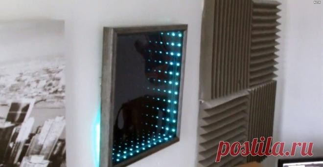 Он просто взял зеркало и светодиодную ленту. То, что получилось, привело всех в восторг