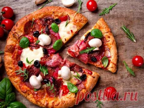 8 секретов идеальной пиццы, от которой будет невозможно оторваться Пиииицаааа. При одном лишь упоминании об этом слове начинается обильное слюноотделение и в последующее время вас не покинут мысли о вкуснейшей ароматной пицце с нежнейшим тестом и тянущимся сыром. Едв…