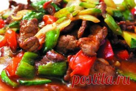 Невозможно не влюбиться в такую вкуснятину: Мясо по-тайски! Ингредиенты: Мясо Перец сладкий Молоко Соус соевый Карри Соль по вкусу Масло для жарки Приготовление: Мясо нарезаем тоненькими кусочками. Перец нарезаем по желанию. Обжариваем на раскаленном масле в...