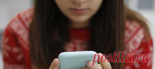 «Вижу в сообщениях любимого раздражение, хотя он уверяет, что спокоен» #социальныесети #психологияотношений #эмоциональность #советэксперта