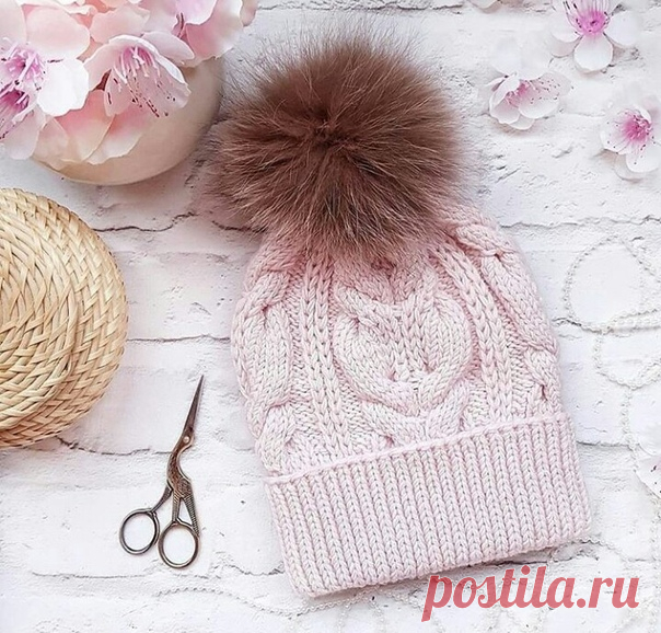 #шапкаспицами