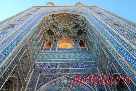 Иран: nat-geo.ru/travel/853323-iran-printsy-persii/  |  National Geographic Россия