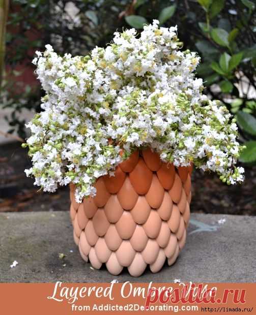 ОРИГИНАЛЬНАЯ, КРАСИВАЯ ВАЗА ИЗ ЖЕЛЕЗНОЙ БАНКИ И ПЛАСТИКОВЫХ ЛОЖЕК МАСТЕР- КЛАСС