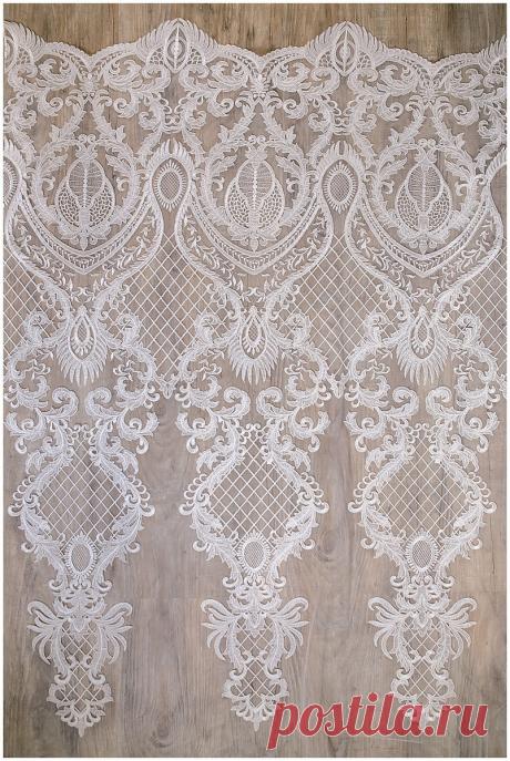 Beautiful heavy embroidered Ornament Flower Bridal Lace