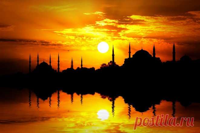 İstanbul Sunset by Umut SABUNCU / 500px