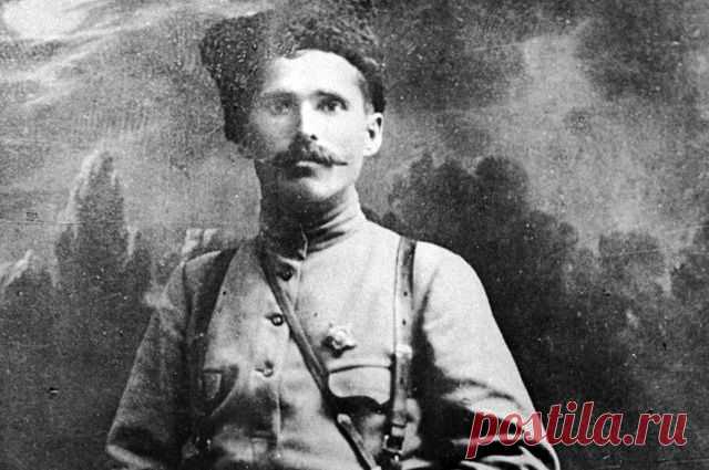 Дочь Василия Чапаева Клавдия: отца белым предала его жена, моя мачеха 5 сентября — день памяти легендарного начдива, героя Гражданской войны Василия Чапаева. АиФ.ru публикует уникальный разговор с дочерью самого, пожалуй, известного командира времён Гражданской.