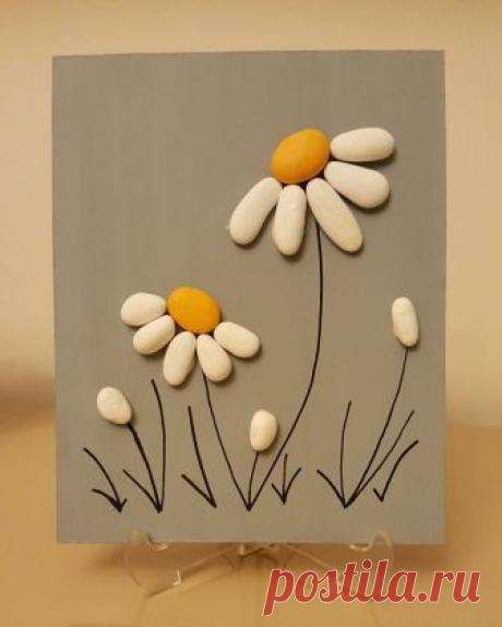 c26c00f019af848ef77d41ed49c34633--pebble-art-ideas-he-loves-me.jpg (736×920)