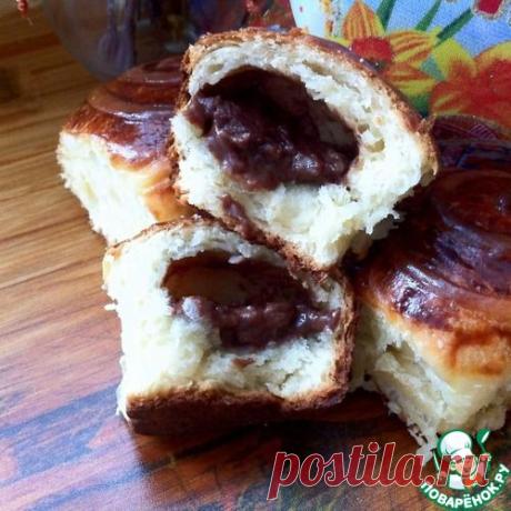 Булочки с шоколадным кремом - кулинарный рецепт