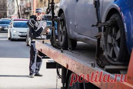 Верховный суд разрешил конфискацию авто у супругов за нарушение ПДД. Верховный суд разрешил конфисковать авто, которое находится в совместной собственности у супругов, за нарушение ПДД. Об этом пишут «Известия» со ссылкой на решение суда. Республиканский суд Звенигородского района признал виновным в управлении автомобилем в состоянии алкогольного опьянения жителя Республики Марий Эл