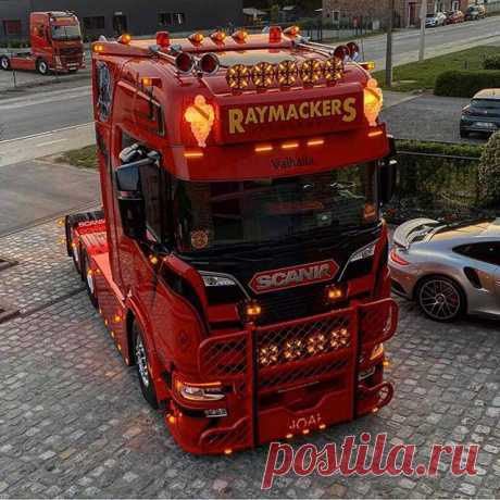 Арендовать спецтехнику - один из разделов нашего сайта.

Вы можете в режиме online заказать необходимую спецтехнику в г. и любом другом городе России для выполнения работ любой сложности.
Наша база содержит полезную и объемную информацию об аренде и услугах строительной техники, организациях, предпринимателях и частных лицах, предлагающих свои услуги. Если Вам требуется в аренду спецтехника в г. и Вы не нашли подходящего предложения в каталоге, Вы можете разместить бесплатное объявление.