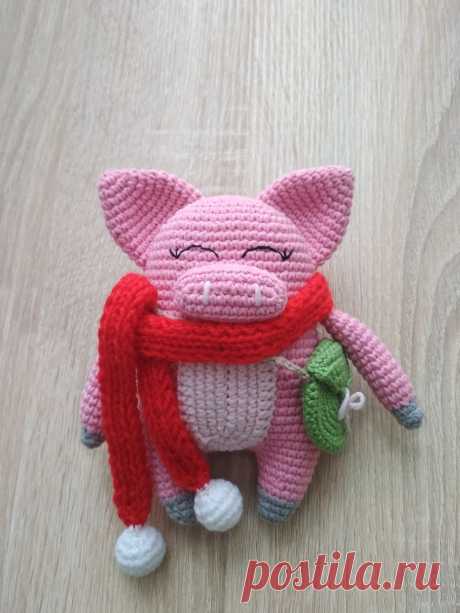 PDF Хрюшенька крючком. FREE crochet pattern; Аmigurumi doll patterns. Амигуруми схемы и описания на русском. Вязаные игрушки и поделки своими руками #amimore - свинка, поросёнок, свинья, поросенок, pig, swine, cerdo, maiale, Schwein, świnia, porco, domuz, sika, cochon, prase, gris, siga. Amigurumi doll pattern free; amigurumi patterns; amigurumi crochet; amigurumi crochet patterns; amigurumi patterns free; amigurumi today.