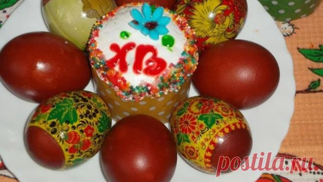 Небольшие советы: Как покрасить яйца на Пасху без искусственных красителей