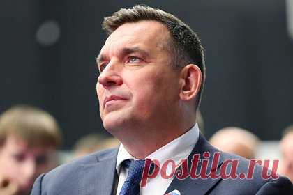 Российский мэр обматерил подчиненных за нерасторопность после урагана. Мэр Новокузнецка Сергей Кузнецов обматерил подчиненных за нерасторопность после прошедшего урагана. Его высказывания во время совещания попали на видео, соответствующие кадры опубликовал «Подъем». Он предупредил, что теперь за действиями администрации будет следить прокуратура.