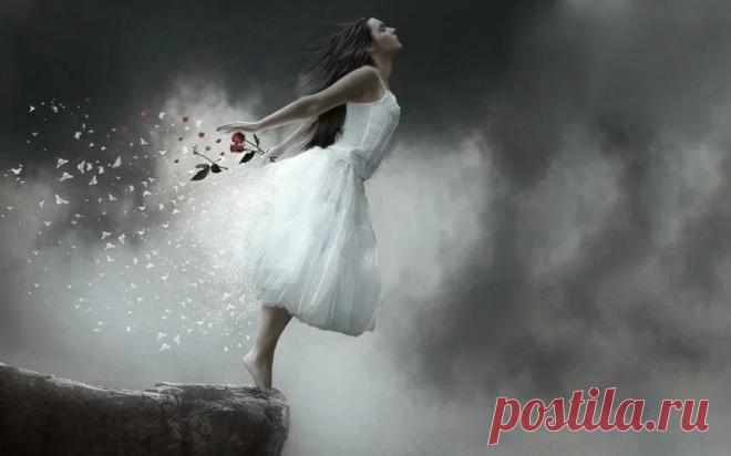 Мы насквозь любовью убиты
Я к вам опять со стихом. Долго писала свои мучительные рифмы «в стол», не решаясь их опубликовать. Но, видимо, пришло время посмотреть и этому страху в глаза. Ведь говорить с миром можно в любой форме. И стихами тоже… За краем Вселенной что там? Разрушится ль сжиженный холод? Кометы взорвуться рядом Как стрелки моих колготок? Вопросы […]
Читай дальше на сайте. Жми подробнее ➡