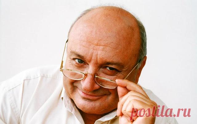 Правда жизни, о которой не говорят вслух в 10 колких цитатах Жванецкого