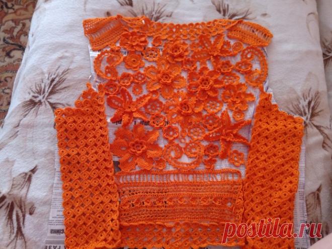 Курточка с элементами ирландского кружева