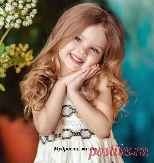 (2) Facebook