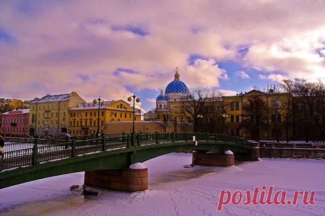 Петербург.Красноармейский пешеходный мост через реку Фонтанку.Проспект Красного Курсанта, Космическая Академия им.Можайского, ранее(ВИКИ им. Можайского)