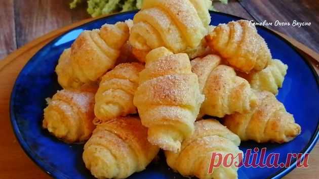 Творожные рогалики, нежные и мягкие. Легкий рецепт печенья из творога