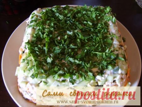 Салат из копченой куры делаем слоями - рецепт | Сами своими руками