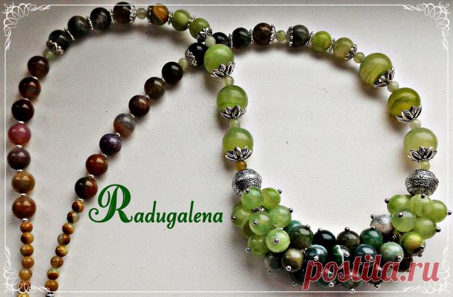 Бусики из оникса и яшмы.