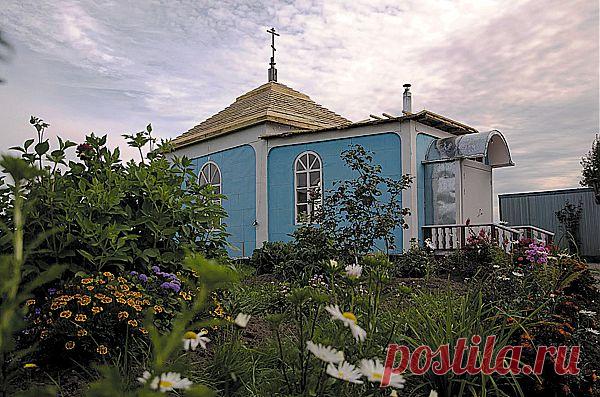 Храм Казанской иконы Божией Матери в пос. Войскорово.