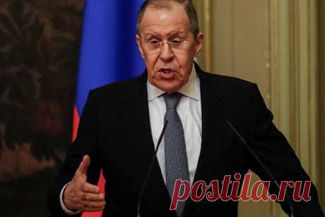 Лавров пообещал защитить российскую экономику от «дяди Сэма». Москва сделает так, чтобы «никакой дядя Сэм» не мог принимать решения для разрушения российской экономики, заявил глава МИД России Сергей Лавров. Министр подчеркнул, что Россия решит возникшие в этой сфере проблемы, чтобы больше не зависеть от западных партнеров, которые не руководствуются интересами бизнеса.