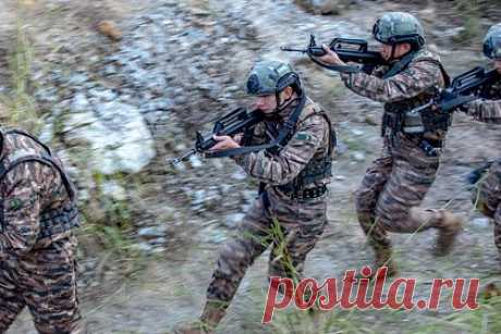Китайские военные заявили о политике нулевой терпимости к коррупции. Китай придерживается политики нулевой терпимости к коррупции в армии и будет проводить тщательные проверки военнослужащих, сообщил заместитель председателя Центрального военного совета КНР генерал Хэ Вэйдун. «Ключевое меньшинство» НОАК подвергнется тщательным проверкам, заявил военный.