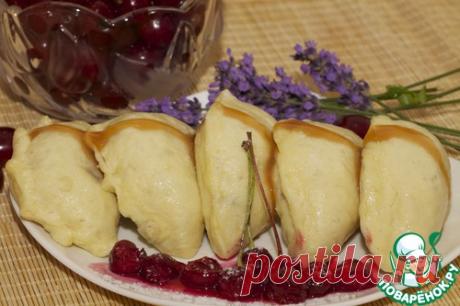 Любимые варенички с вишней