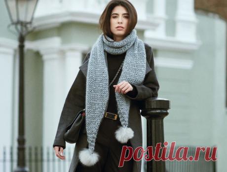Вязаный шарф с помпонами "Victoria" - WEKNIT