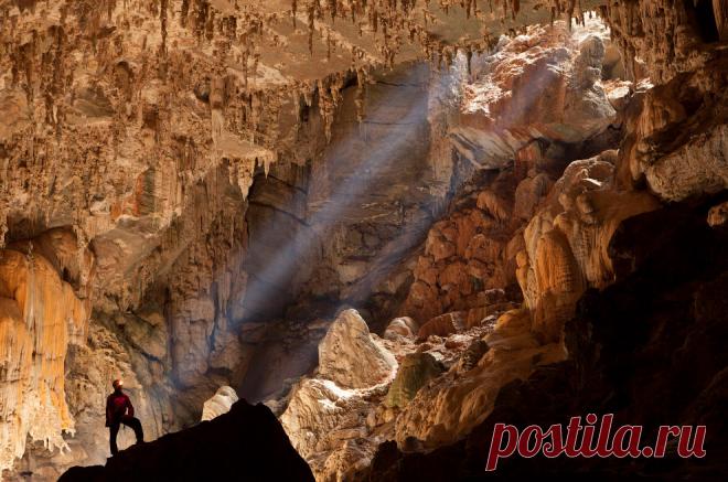 Фантастические виды доломитовой известняковой пещеры — Мания.инфо