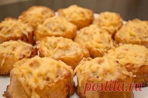 Горячие бутерброды с курицей запеченные в духовке