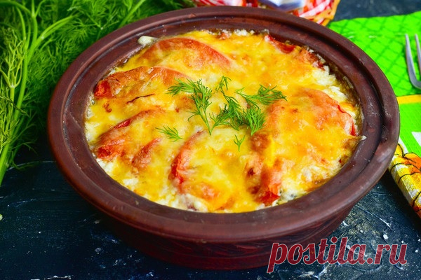 Рыба по-французски — вкусный, сытный и полезный рецепт Рыба по-французски  это не только очень вкусное и сытное рыбное блюдо, но еще и довольно полезное. Ведь готовится оно из красной рыбы, в этом рецепте из горбуши, но можно смело использовать форель или семгу. Запекать рыбу лучше всего в керамической формочке, смазывать ее можно не только…