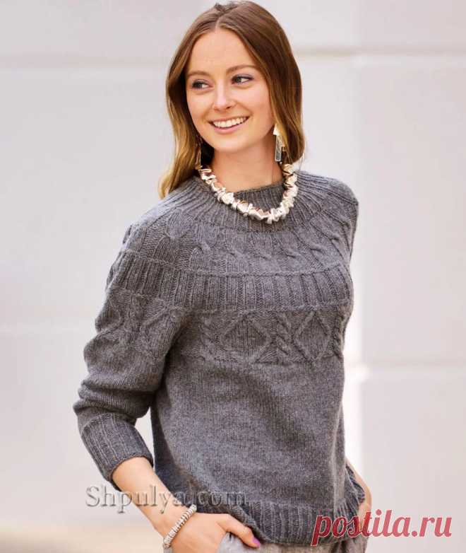 Пуловер с узором из «кос» на кокетке — Shpulya.com - схемы с описанием для вязания спицами и крючком