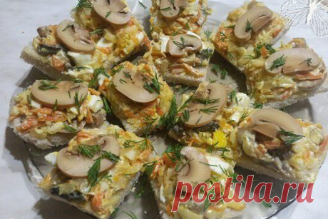 Бутерброды с шампиньонами и сыром