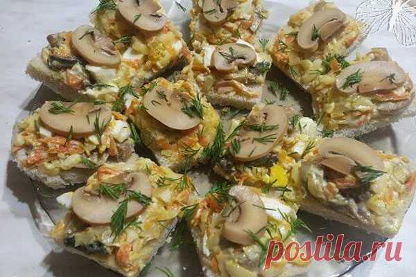 Бутерброды с шампиньонами и сыром