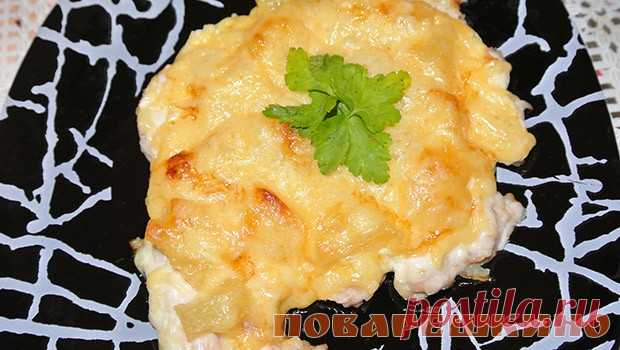 >Куриные отбивные с ананасом под сырной корочкой