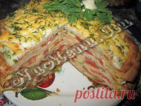 Блинный пирог с помидорами