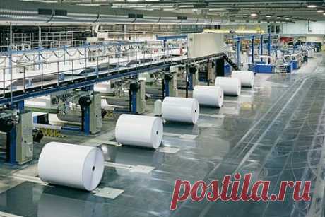 Австрийский производитель бумаги окончательно уйдет из России. Австрийский производитель бумаги и упаковочной тары Mondi заявил о продаже своего последнего и крупнейшего целлюлозно-бумажного комбината (ЦБК) в России и об окончательном уходе из РФ. Покупателем предприятия в Сыктывкаре стала дочерняя компания холдинга Sezar Group «Сезар Инвест», сумма сделки — 80 миллиардов рублей.