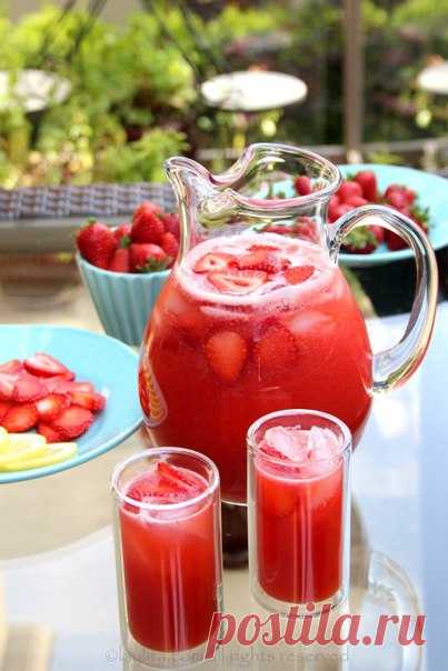 Клубничный лимонад