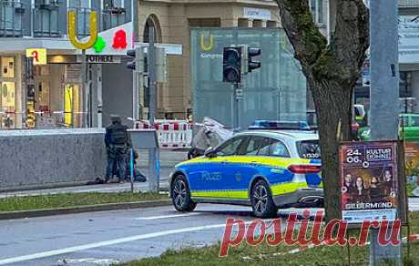 Полицейские взяли штурмом аптеку в германском Карлсруэ. Подозреваемого задержали