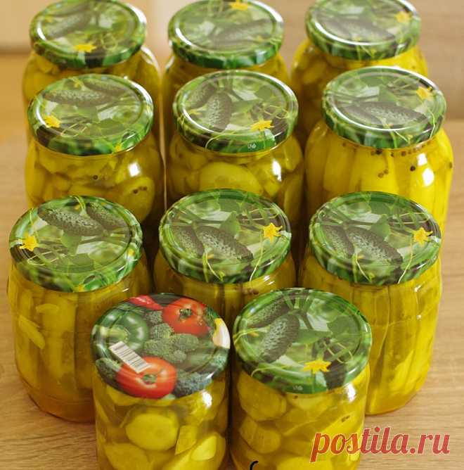 Маринованные огурцы с куркумой и медом