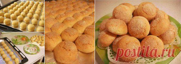 Новости
ПРОСТОЕ ПЕСОЧНОЕ ПЕЧЕНЬЕ

Если гости на пороге, да или просто так побаловать себя вкусненьким к чаю, то вот это вот простое песочное печенье просто идеальный вариант!
- 2 яйца
- 200 г. сахара
- 1 ч. ложка разрыхлителя
- 1 пакетик ванильного сахара
- 200 г. размягченного сливочного масла
- 3 стакана муки (у вас может уйти больше или меньше, т. к. мука везде разная)