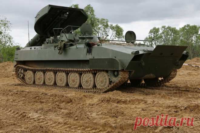 УР-77 "Метеорит" УР-77 «Метеорит» - самоходная легкобронированная гусеничная плавающая установка разминирования. Предназначена для проделывания проходов