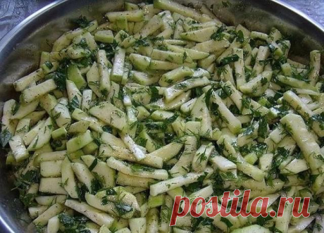Кабачки "как грузди" - это ООООЧЕНЬ вкусно. Я в этом году закрыла 4 баночки на пробу Замечательный рецепт. Оригинальный и очень простой в исполнении. Когда неурожай грибов или нет возможности пойти