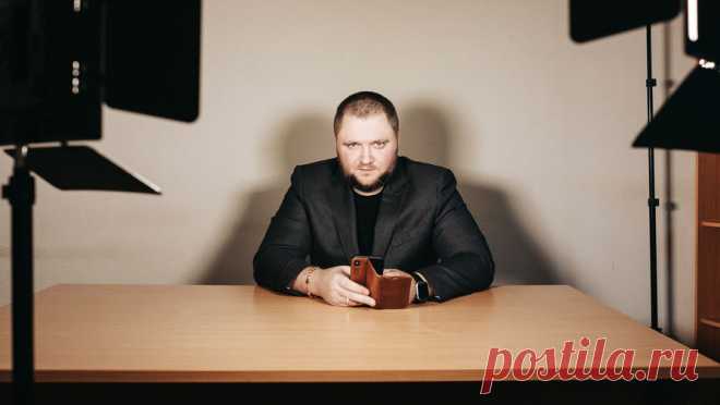 Создатель проекта "Омбудсмен полиции" Воронцов вышел на свободу. Осужденный на пять лет создатель проекта "Омбудсмен полиции" Владимир Воронцов вышел на свободу, сообщает РИА Новости, ссылаясь на его адвоката Федора Аксененко. "Воронцов действительно освободился и уже находится дома с ...